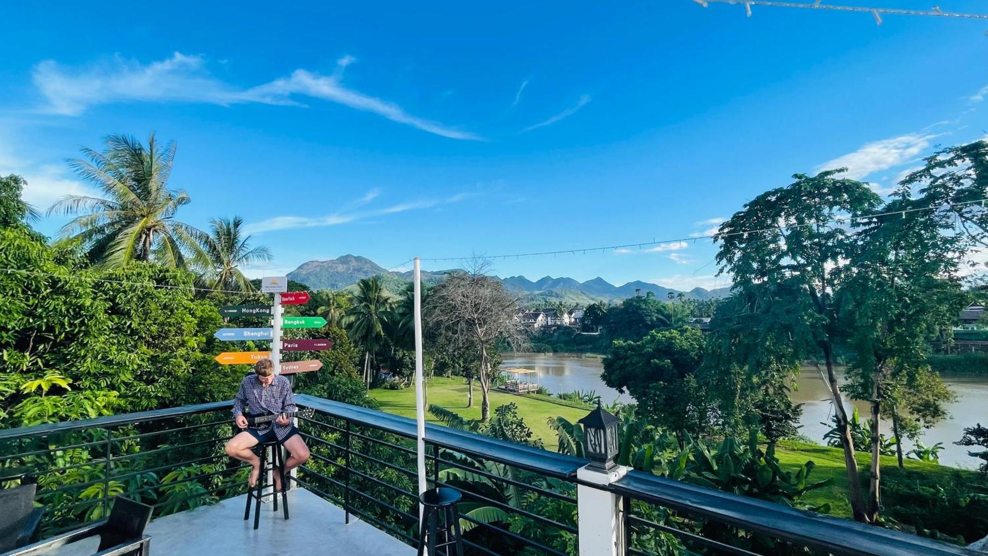 Meet Sunset Hostel Luangprabang Exterior foto